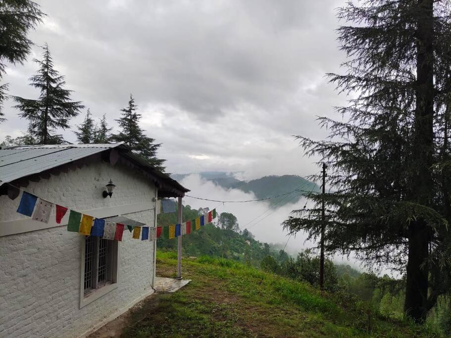 Little Himalayan Abode Villa Алмора Екстериор снимка
